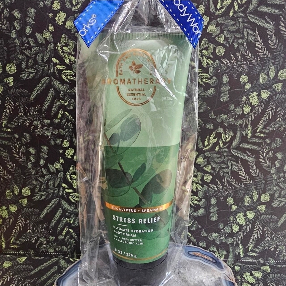 Bath & Body Works Stress Relief Body Cream
